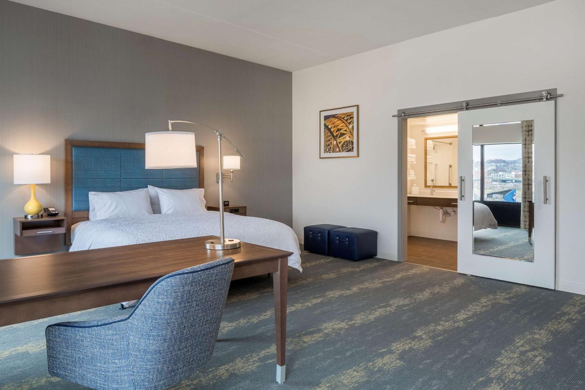 Hampton Inn & Suites Newport/Cincinnati, Ky Eksteriør billede