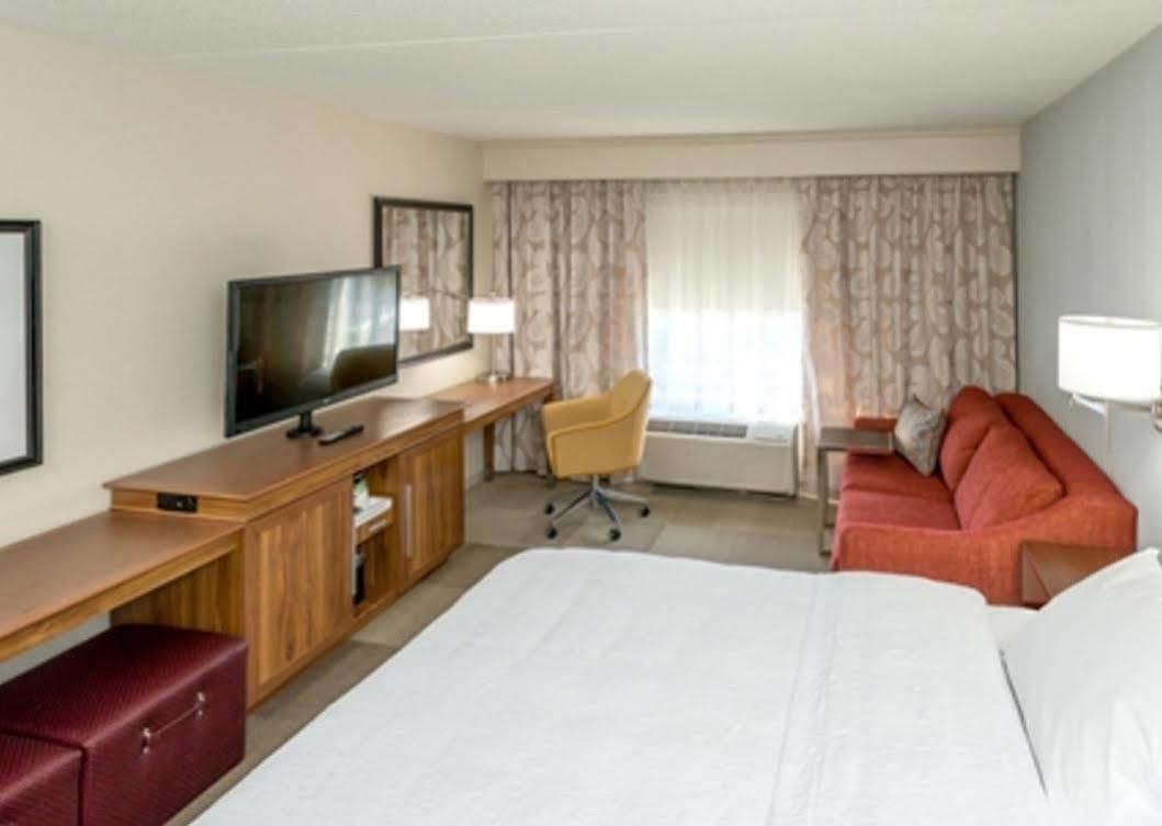 Hampton Inn & Suites Newport/Cincinnati, Ky Eksteriør billede